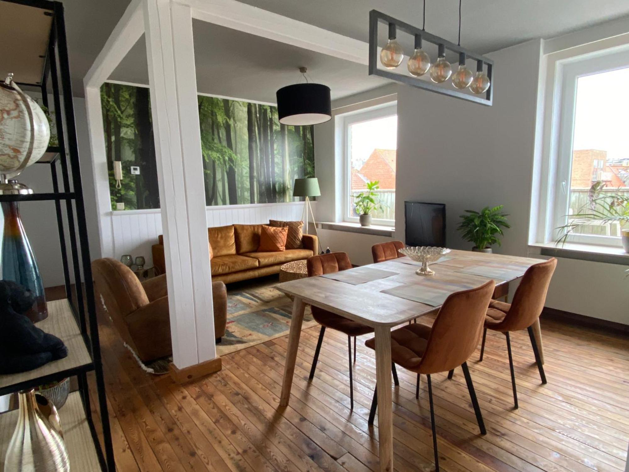 Super Zonnige En Ruime Penthouse 50m Zeedijk De Panne