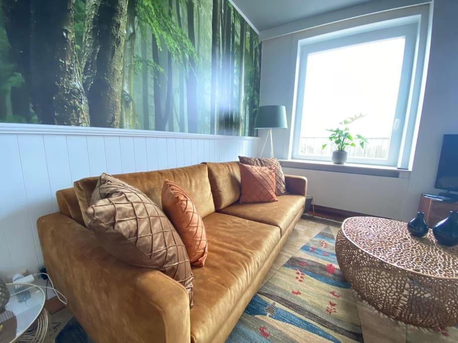 Super Zonnige En Ruime Penthouse 50m Zeedijk *